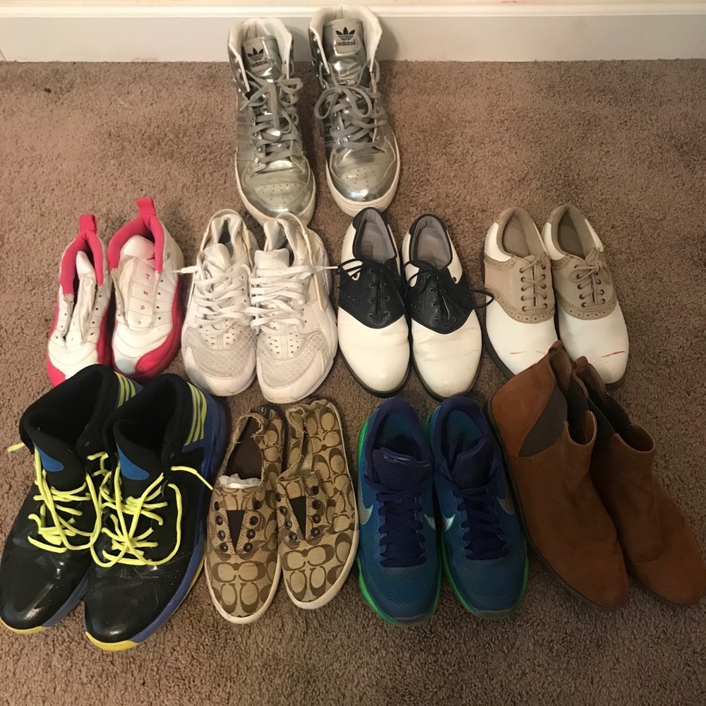 Wholesale Resale Lot of Sneakers multiple sizes